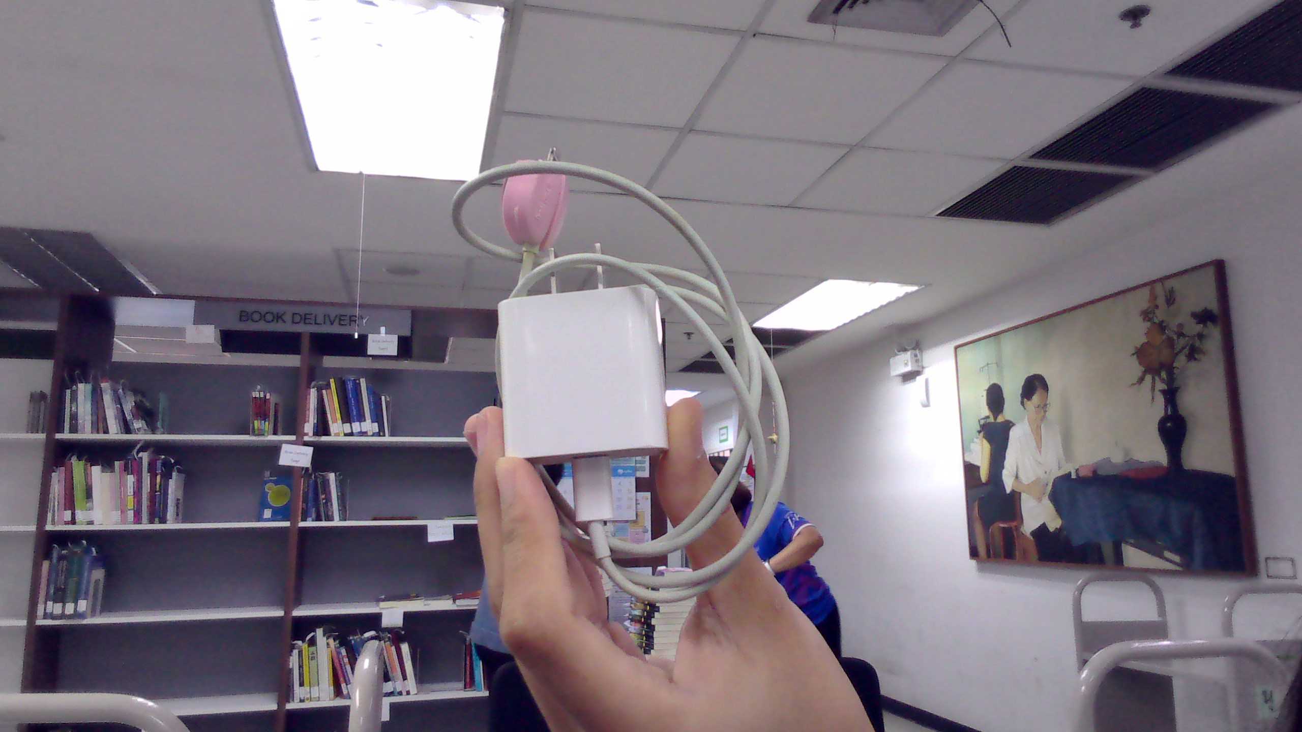 สายชาร์จ (Charging cable) 