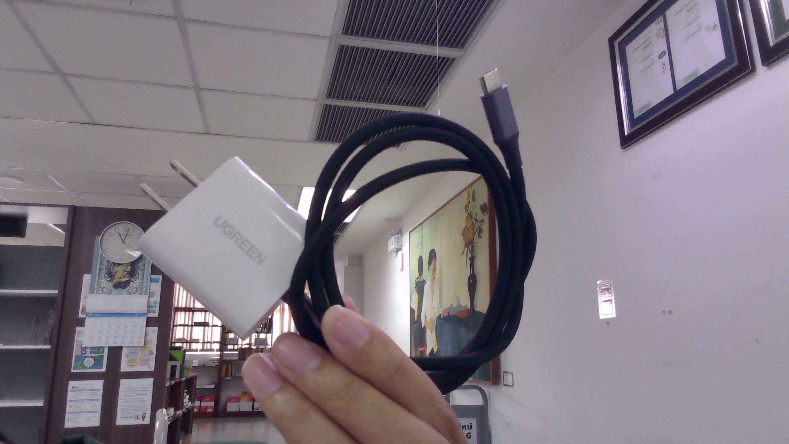 สายชาร์จ (Charging cable) 